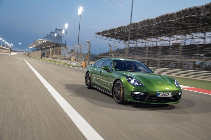  Porsche Panamera GTS (971) 2018 года  (WW) (фото 26 из 42)